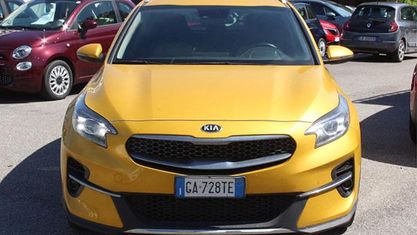 Second-hand Kia XCeed 140 CP (102 kW) 2020 Galben SUV
