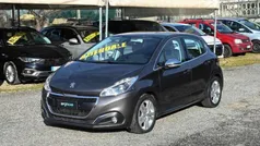 Usata 2018 Peugeot 208 Allure Due volumi | 11.900 €