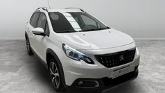 Usata 2017 Peugeot 2008 Allure SUV | 9900 € (Buon prezzo)