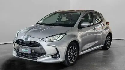 Occasion Toyota Yaris Hybrid Trend 92 PK (67 kW) 2022 Bruin Sedan