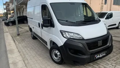 Usata Fiat Ducato 33 140 CV (102 kW) 2022 Bianco Furgone