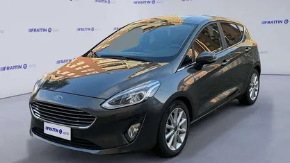Gray Usata 2018 Ford Fiesta Titanium Berlina | 10.990 € (Buon prezzo)