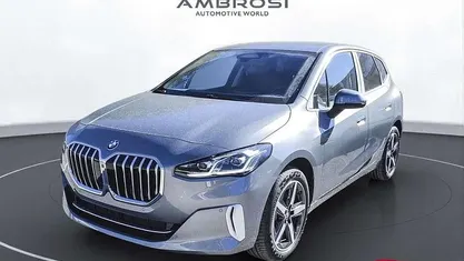 Nuova BMW 218 Shadowline 136 CV (100 kW) 2025 Skyscraper grey metallic Station wagon