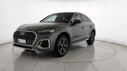 Usata Audi Q5 Sportback S-line plus 204 CV (150 kW) 2024 Grigio SUV