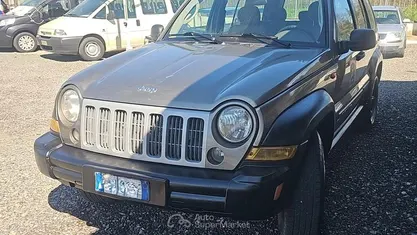 Usata Jeep Cherokee 163 CV (119 kW) 2008 SUV