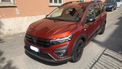 Usata Dacia Jogger Extreme 101 CV (74 kW) 2022 Rosso Monovolume