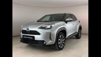 Usata Toyota Yaris Cross Trend 116 CV (85 kW) 2022 Argento SUV