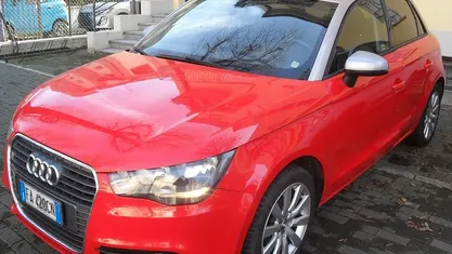 Rosso Usata 2014 Audi A1 Ambition Tre volumi | 6950 € (Ottimo prezzo)
