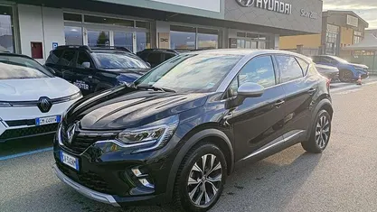 Be style ginevra (nero etoilè+ Usata 2024 Renault Captur Techno SUV | 16.900 € (Buon prezzo)