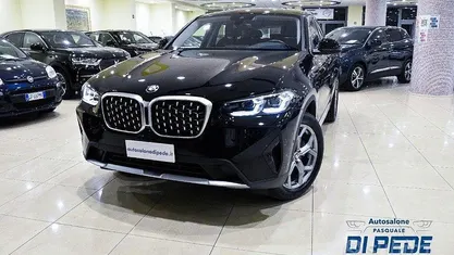Begagnad BMW X4 190 HK (139 kW) 2023 Svart SUV