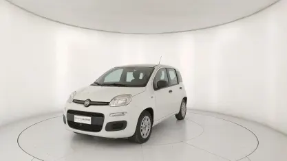 Begagnad Fiat Panda Easy 69 HK (50 kW) 2018 Vit Halvkombi