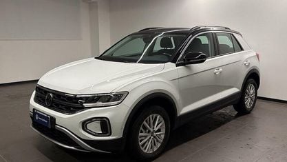 Second-hand VW T-Roc Life 110 CP (80 kW) 2023 Alb SUV
