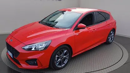 Usata Ford Focus ST-Line 125 CV (91 kW) 2019 Rosso pastello Berlina