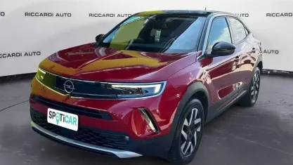 Usata Opel Mokka Elegance 131 CV (96 kW) 2021 Rosso SUV
