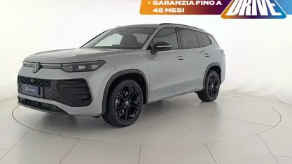 Usata VW Tayron R-line Plus 193 CV (141 kW) 2025 Dolomite silver metallizzato SUV