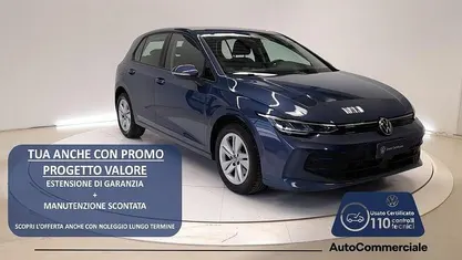 Usata VW Golf VIII Life 116 CV (85 kW) 2025 Blu Utilitaria
