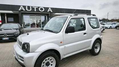 Usata Suzuki Jimny 86 CV (63 kW) 2010 SUV