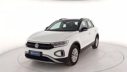 Bianco Usata 2022 VW T-Roc Life SUV | 18.500 € (Ottimo prezzo)