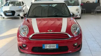 Usata Mini Cooper 122 CV (89 kW) 2011 Rosso Utilitaria