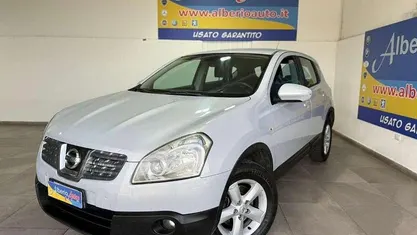Grigio Usata 2007 Nissan Qashqai Acenta SUV | 3000 € (Buon prezzo)