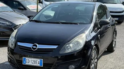 Usata Opel Corsa 86 CV (63 kW) 2010 Nero Utilitaria
