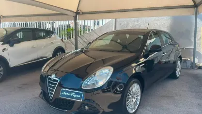 Usata Alfa Romeo Giulietta Distinctive 105 CV (77 kW) 2011 Nero Utilitaria