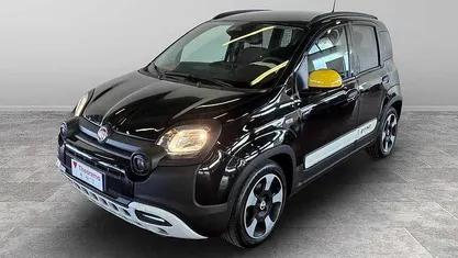 Usata Fiat Panda Cross Cross 69 CV (50 kW) 2025 Utilitaria