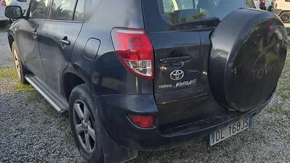 Usata Toyota RAV4 136 CV (100 kW) 2007 SUV