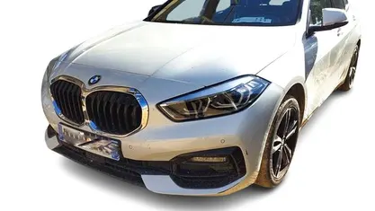 Bianco Usata 2023 BMW 118 Sport Line Utilitaria | 23.890 € (Ottimo prezzo)