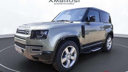Nuova Land Rover Defender SE Dynamic 300 CV (220 kW) 2025 Argento SUV