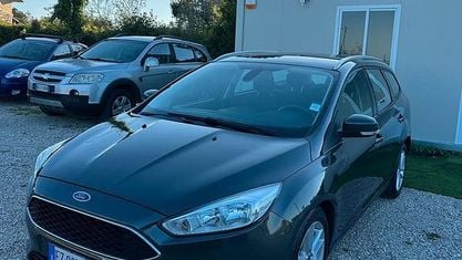 Usata Ford Focus Titanium 120 CV (88 kW) 2015 Grigio Station wagon
