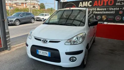 Usata Hyundai i10 Style 66 CV (48 kW) 2010 Bianco Utilitaria