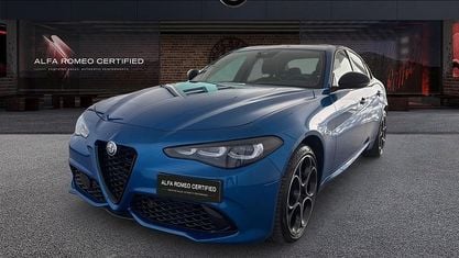 Usado Alfa Romeo Giulia Sprint 280 HP (205 kW) 2024 Azul Sedan