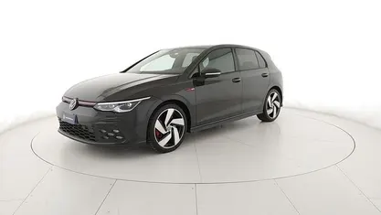 Urano grey Usata 2023 VW Golf GTI Tre volumi | 30.900 € (Buon prezzo)