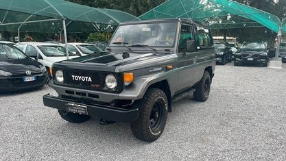 Usata Toyota Land Cruiser 99 CV (72 kW) 1989 Grigio SUV