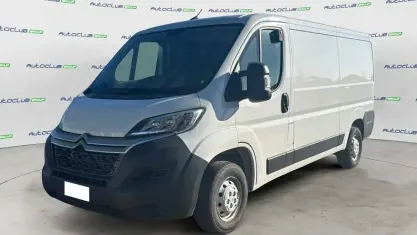 Usata Citroën Jumper Business Class 140 CV (102 kW) 2024 Bianco Monovolume
