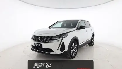 Usata Peugeot 3008 Allure 131 CV (96 kW) 2023 Bianco SUV