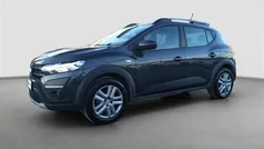 Usata 2022 Dacia Sandero Comfort Tre volumi | 13.900 € (Buon prezzo)