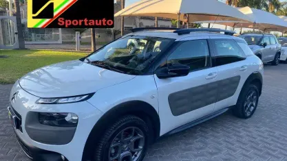 Usata Citroën C4 PureTech 82 CV (60 kW) 2015 Bianco SUV