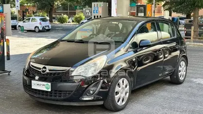 Usata Opel Corsa Edition 75 CV (55 kW) 2012 Nero Utilitaria