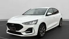 Bianco Usata 2023 Ford Focus ST-Line Tre volumi | 21.000 € (Buon prezzo)