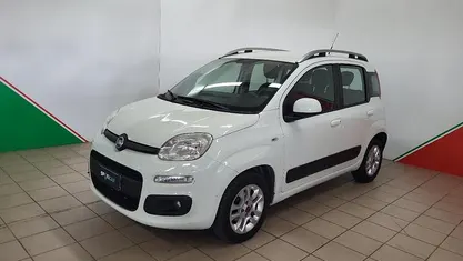 Usata Fiat Panda Lounge 69 CV (50 kW) 2019 Bianco Utilitaria
