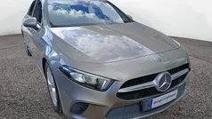 Grigio Usata 2021 Mercedes A180 Business Tre volumi | 18.800 € (Super prezzo)