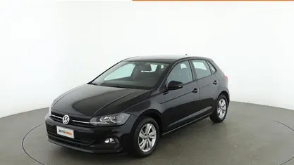 Nero Usata 2018 VW Polo Comfortline Tre volumi | 9999 € (Buon prezzo)