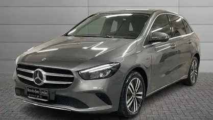 Usata Mercedes E250 218 CV (160 kW) 2021 Grigio Monovolume