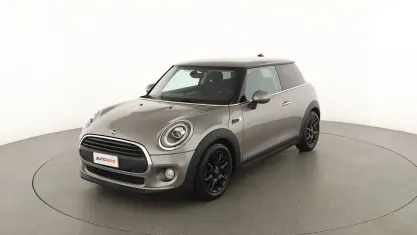 Usata Mini ONE 102 CV (75 kW) 2019 Grigio Utilitaria