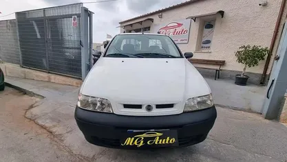 Usata Fiat Strada 62 CV (45 kW) 2004 Pick-up