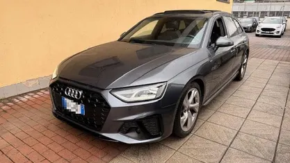 Usata Audi A4 S-Line 190 CV (139 kW) 2021 Grigio scuro Station wagon