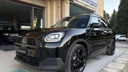 Usata 2025 Mini Cooper Countryman Classic SUV | 36.899 € (Ottimo prezzo)
