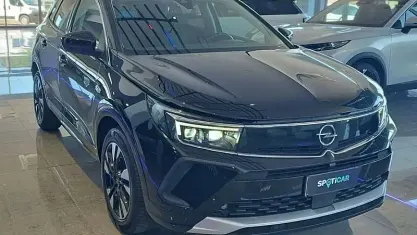 Usata Opel Grandland X Ultimate 131 CV (96 kW) 2022 Nero SUV
